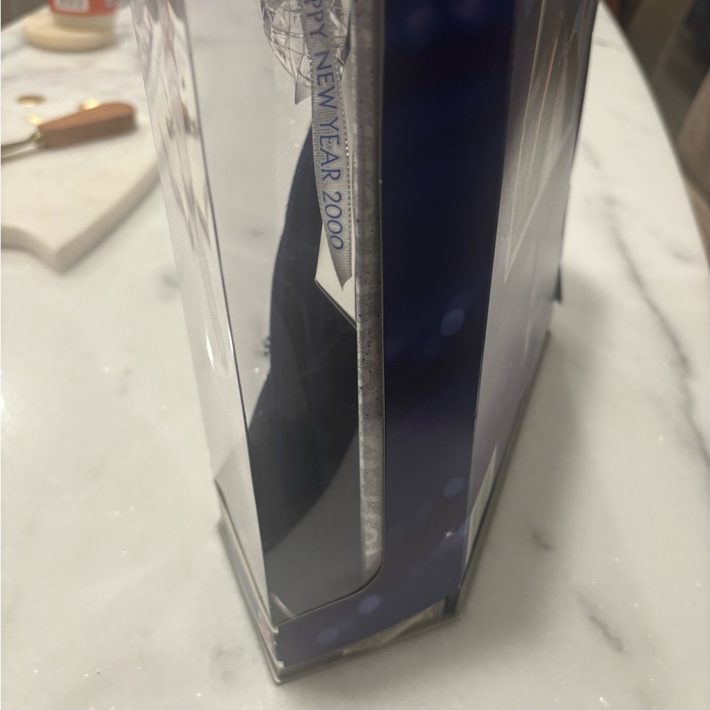 Barbie Special Edition in Blue and Silver Gown - Picture 6 of 8